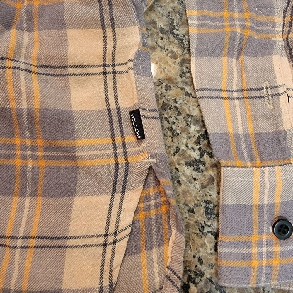 Volcom Long Sleeve Plaid Button Down Don't Mess S… - image 5